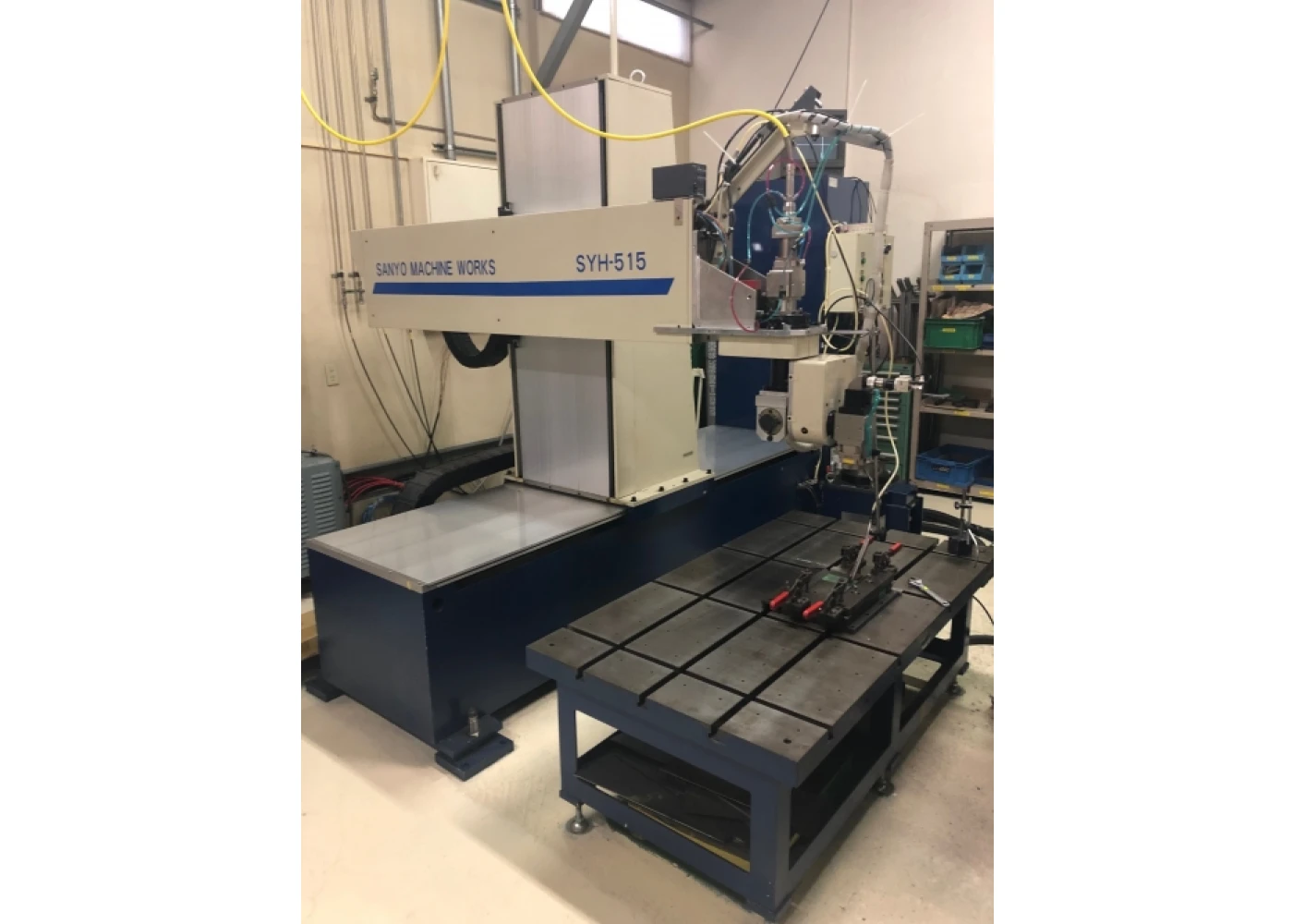 NC5軸制御により、フレキシブルな加工を実現!パイプなどの加工に最適!